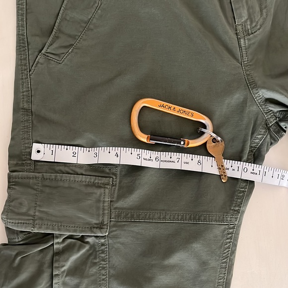 Superdry Olive Green Cargos - Picture 9 of 11